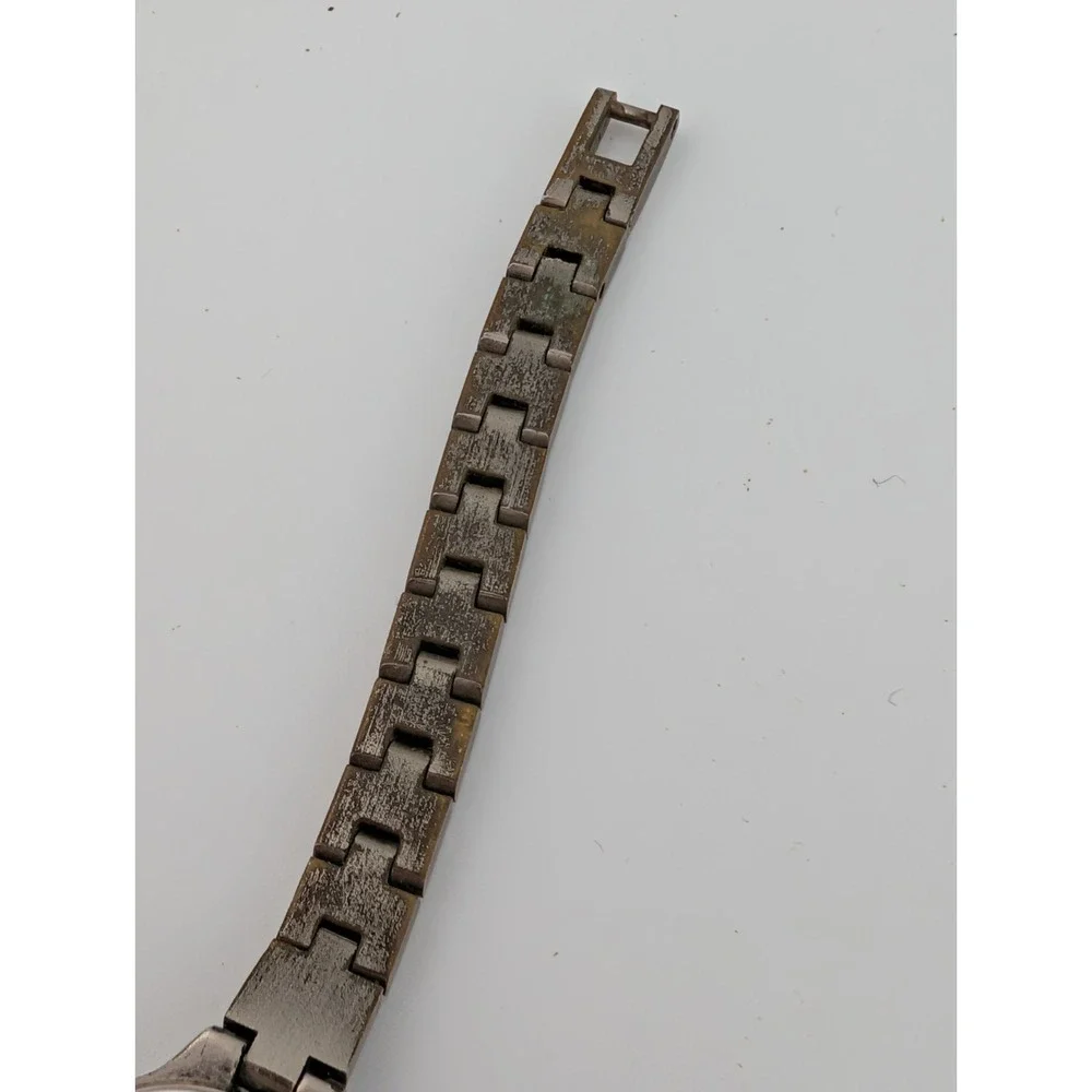 Vtg America Perry Ellis Watch Women 19mm‎ Silver Case 6